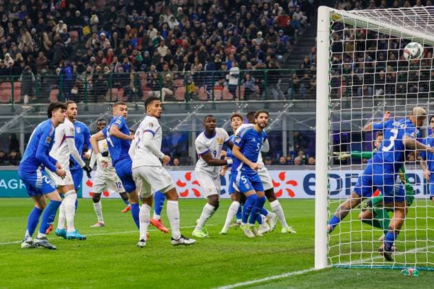 Milan, Italy, 17th November 2024, San Siro Stadium: The first gpal of France during the UEFA Nations League 2024, League A, Group A2, match between Italy and France at San Siro Stadium, Italy. Francesco Farina SPP (FRANCESCO FARINA SPP) Copyright: xFRANCESCOxFARINAx xSPPx spp-en-FrFa-_O2A0703