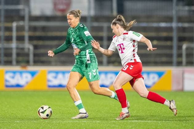 18.11.2024, Fussball: Google Pixel Frauen-Bundesliga, Saison 2024 2025, 10. Spieltag, 1. FC Koeln - SV Werder Bremen im Franz-Kremer-Stadion in Köln. Zweikampf zwischen Larissa Muehlhaus (SV Werder Bremen, 07) und Dora Zeller (1. Fc Koeln, 19). Wichtiger Hinweis: Gemaess den Vorgaben der DFL Deutsche Fussball Liga bzw. des DFB Deutscher Fussball-Bund ist es untersagt, in dem Stadion und oder vom Spiel angefertigte Fotoaufnahmen in Form von Sequenzbildern und oder videoaehnlichen Fotostrecken zu verwerten bzw. verwerten zu lassen. Foto: Kirchner-Media TH Copyright: xKirchner-Media THx