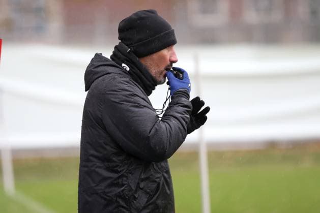DEU, DFL, 2. FBL Hertha BSC, Training, 19.11.2024, Sportforum, Berlin, DEU, DFL, 2. FBL Hertha BSC, Training, im Bild Cheftrainer Cristian Fiel (Hertha BSC Berlin) DFL - regulations prohibit any use of Photographs as image sequences and or quasi-video Foto: Juergen Engler nordphoto GmbH