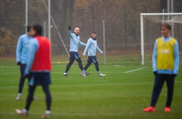 Fussball, Herren, Saison 2024 25, 2. Bundesliga, Hertha BSC, Training, v.l. Toni Leistner (Hertha BSC), Diego Demme (Hertha BSC), 19.11. 2024,