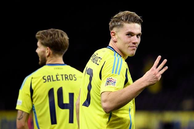 Sweden s Viktor Gyökeres celebrates after his 5-0 goal and hat-trick during Tuesday s UEFA Nations League Group 1 Division C football match between Sweden and Azerbaijan at the National Arena, Strawberry Arena in Stockholm, Sweden 19 November 2024. STOCKHOLM SWEDEN x12180x