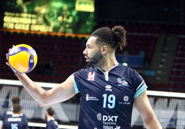 Victor AMORIM (Teneriffa), He-Volleyballl, CEV Challenge Cup, 2024 25, WWK Volleys Herrsching vs Cisnere Alter Tenerife, 19.11.24, BMW Park. Muenchen, Copyright: WolfgangxFehrmann