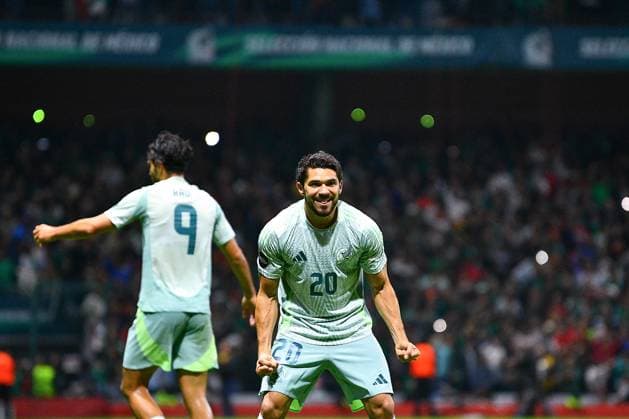 RECORD DATE NOT STATED IV CONCACAF NATIONS LEAGUE 2024-2025 Mexico 4-0 Honduras Henry Martin celebrates his goal 2-0 of Mexico during the Quarterfinals second leg match between Mexican national team, Nationalteam (Mexico) and Honduras as part of the Concacaf Nations League 2024-2025 at Nemesio Diez Stadium on November 19, 2024 in Toluca, Estado de Mexico, Mexico. TOLUCA ESTADO DE MEXICO MEICO  Copyright: xAdrianxMaciasx 20241119221423_CNL_CFV_MEX_HON_MARTIN224