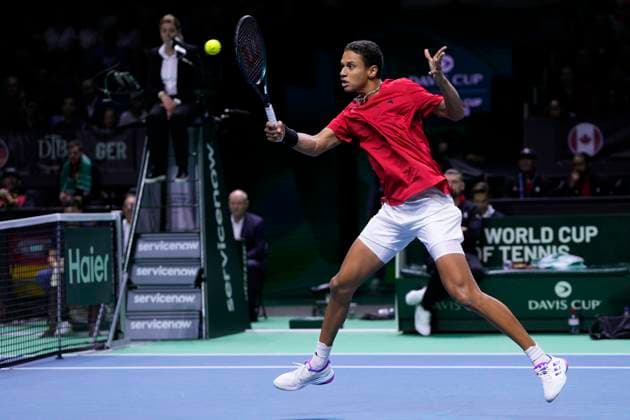 Davis Cup Final - Germany v Canada Quarter-Final MALAGA, SPAIN - NOVEMBER 20: Gabriel Diallo of Team Canada in his singles match against Daniel Altmaier of Team Germany during the Quarter-Final tie between Germany and Canada during the Davis Cup Final at Palacio de Deportes Jose Maria Martin Carpena on November 19, 2024 in Malaga, Spain. Malaga Spain  Copyright: xJosexBretonx originalFilename:bretonhernandez-daviscup241120_np9SY.jpg