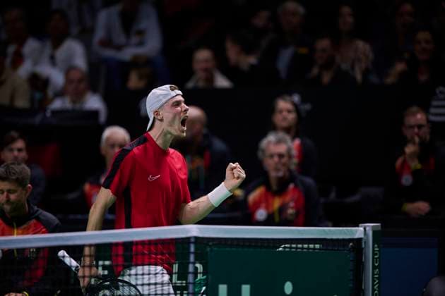 Quarter finals Davis Cup Final 8 singles match 1 on November 19, 2024 Denis Shapovalov of Canada team in action against Daniel Altmaier of Germany team seen in action during the Quarter finals Davis Cup Final 8 singles match 1 on November 19, 2024 Martin Carpena Arena. Malaga Martin Carpena Arena Malaga Spain Copyright: xCESARxMARCHx