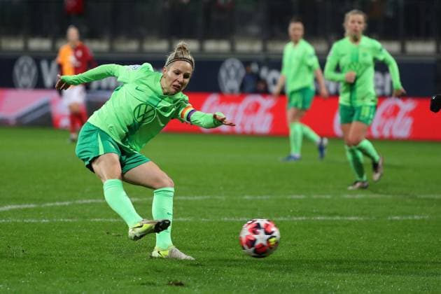 VfL vs. Galatasaray SK, CL Frauen Wolfsburg, 20.11.2024, FUßBALL - VfL Wolfsburg vs. Galatasaray SK, Gruppenrunde Champions League Frauen, Saison 2024 25.Svenja Huth (VfL Wolfsburg) Wolfsburg