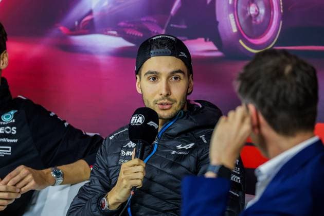 Formel 1 GP Las Vegas USA. Donnerstag, 21.11.2024 Esteban Ocon 31, BWT Alpine F1 Team in der Pressekonferenz; Formel 1 GP Las Vegas USA. Donnerstag, 21.11.2024 Copyright: xBEAUTIFULxSPORTS Erlhofx