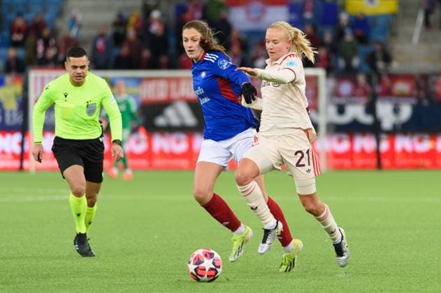Pernille Harder (21 FC Bayern Munich) during the UEFA Womens Champions League group stage match between Valerenga and FC Bayern Munich at Intility Arena in Oslo, Norway. (Sven Beyrich SPP) Copyright: xSvenxBeyrich SPPx spp-en-SvBe-20241121-D4S_2677