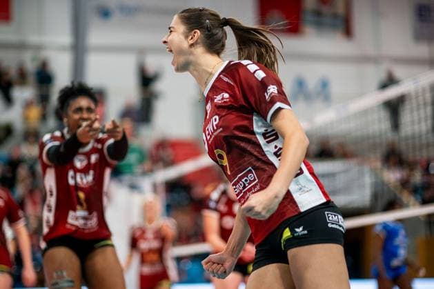 22.11.2024, Volleyball, Frauen, DVV Pokal, Saison 2024 2025, SC Potsdam-Allianz MTV Stuttgart Im Bild: v.l. Anna Koulberg (SC Potsdam) Potsdam MBS Arena Potsdam Brandenburg Deutschland