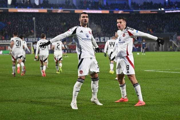 Paderborn, Home Deluxe Arena, 22.11.24, GER, Herren, 2.Bundesliga, Saison 2024-2025, SC Paderborn 07 - 1.FC Nuernberg Bild: Stefanos TZIMAS (Nuernberg) jubelt nach seinem Tor zum 1:2 Only for editorial use! DFL regulations prohibit any use of photographs as image sequences and or quasi-video. NRW Deutschland