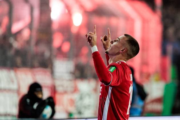 2. Fussball Bundesliga, Preußen Münster - 1. FC Köln; 22.11.2024 Jubel zum 0:1 durch Tim Lemperle (1. FC Köln, 19) 2. Fussball Bundesliga, Preußen Münster - 1. FC Köln, Münster, Preussenstadion am 22.11.2024 DFL REGULATIONS PROHIBIT ANY USE OF PHOTOGRAPHS AS IMAGE SEQUENCES AND OR QUASI-VIDEO.