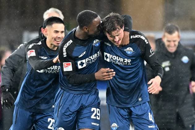 Paderborn, Home Deluxe Arena, 22.11.24, GER, Herren, 2.Bundesliga, Saison 2024-2025, SC Paderborn 07 - 1.FC Nuernberg Bild: Calvin BRACKELMANN (Paderborn) jubelt nach seinem Tor zum 3:2 Only for editorial use! DFL regulations prohibit any use of photographs as image sequences and or quasi-video. NRW Deutschland