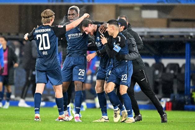 Paderborn, Home Deluxe Arena, 22.11.24, GER, Herren, 2.Bundesliga, Saison 2024-2025, SC Paderborn 07 - 1.FC Nuernberg Bild: Calvin BRACKELMANN (Paderborn) jubelt nach seinem Tor zum 3:2 Only for editorial use! DFL regulations prohibit any use of photographs as image sequences and or quasi-video. NRW Deutschland