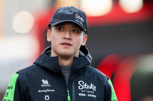 22nd November 2024; Las Vegas, Nevada, USA. F1 Las Vegas Grand Prix; FP3 and Qualifying Day; Zhou Guanyu (24) of China and team Stake F1 Team Kick Sauber walks in the paddock  ActionPlus12717856 BobxKupbens