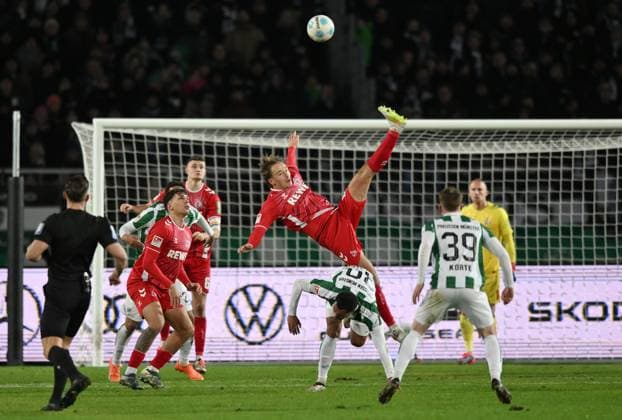Mathias Olesen (1.FC Koeln), mi., in Aktion 22.11.2024, Fussball 2. Bundesliga, 13. Spieltag, Saison 2024 2025 Preußen Münster - 1. FC Köln 0:1 Muenster Preussenstadion Nordrhein Westfalen Deutschland