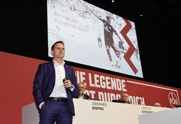 23.11.2024 - Fussball - Saison 2024 2025 - 2. Fussball - Bundesliga - Mitgliederversammlung Jahreshauptversammlung JHV 2024 - Sportfoto Zink DaMa - xdaxmax - Joti Chatzialexiou ( Vorstand 1. FC Nürnberg FCN ) spircht zu Mitgliedern