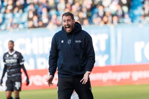 Trainer Mitch Kniat (Arminia); GER, FC Hansa Rostock vs. Arminia Bielefeld, Fußball, Männer, 3. Liga, 15.Spieltag, Spielzeit 2024 2025, 23.11.2024 Rostock Ostseestadion Mecklenburg - Vorpommern Deutschland