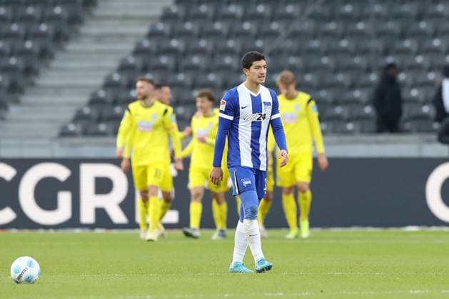 23.11.2024, xtgx, Fussball 2. Bundesliga, Hertha BSC Berlin - SSV Ulm 1846 emspor, v.l. Ibrahim Maza (Hertha, 10) enttaeuscht, enttäuscht, schaut enttaeuscht, niedergeschlagen, disappointed (DFL DFB REGULATIONS PROHIBIT ANY USE OF PHOTOGRAPHS as IMAGE SEQUENCES and or QUASI-VIDEO) Berlin