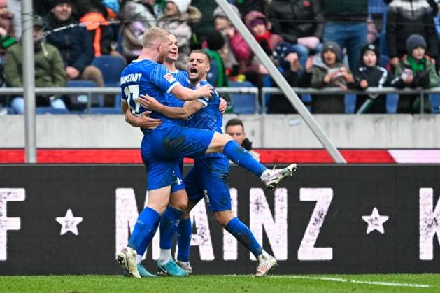 2. Bundesliga - Hannover 06 - SV Darmstadt 98 am 23.11.2024 in der HDI Arena in Hannover Jubel, Torjubel, Torschuetze, Torschütze Fabian Nürnberger Nuernberger (Darmstadt) jubelt nach seinem Tor zum 1:2.