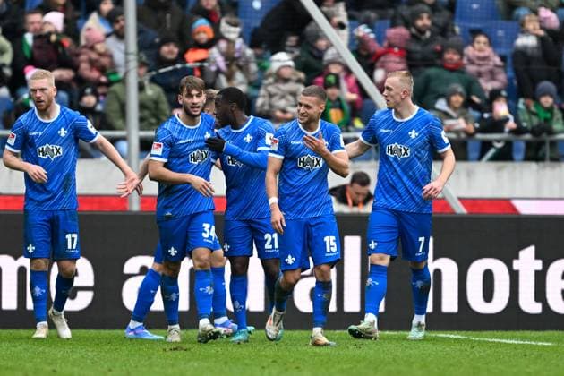 2. Bundesliga - Hannover 06 - SV Darmstadt 98 am 23.11.2024 in der HDI Arena in Hannover Jubel, Torjubel, Torschuetze, Torschütze Fabian Nürnberger Nuernberger (Darmstadt) jubelt nach seinem Tor zum 1:2.