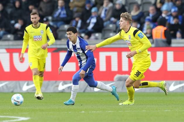 23.11.2024, xtgx, Fussball 2. Bundesliga, Hertha BSC Berlin - SSV Ulm 1846 emspor, v.l. Ibrahim Maza (Hertha, 10), Luka Hyrylainen (Hyryläinen, Ulm, 38) (DFL DFB REGULATIONS PROHIBIT ANY USE OF PHOTOGRAPHS as IMAGE SEQUENCES and or QUASI-VIDEO) Berlin