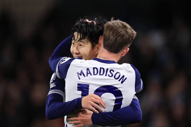 Football - Premier League - Manchester City v Tottenham Hotspur 23rd November 2024 - Premier League - Manchester City v Tottenham Hotspur - James Maddison of Tottenham Hotspur celebrates with Son Heung-Min of Tottenham Hotspur after scoring their 1st goal - Photo: Simon Stacpoole Offside. Manchester UK Copyright: xSimonxStacpoolexOffside