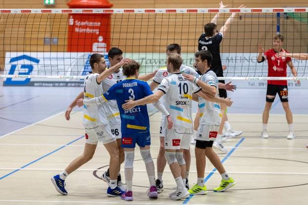 Team, Mannschaft, jubelt, Jubel, positive Emotionen, positive Emotion, SV Schwaig Volleyball - TV Rottenburg, Volleyball, 2. Bundesliga Sued, 6. Spieltag, 23.11.2024 SV Schwaig Volleyball - TV Rottenburg, Volleyball, 2. Bundesliga Sued, 6. Spieltag, 23.11.2024 Schwaig Copyright: xEibner-Pressefoto G.xSantemizx EP_GSZ