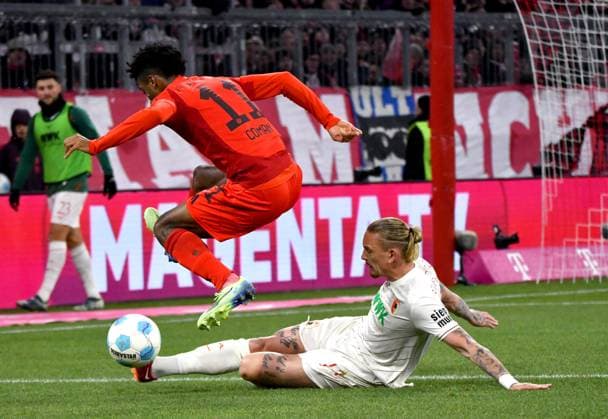 Sport Themen der Woche KW47 GER, 1.FBL, FC Bayern München vs FC Augsburg 23.11.2024, Allianz Arena, München, GER, 1.FBL, FC Bayern München vs FC Augsburg , DFL regulations prohibit any use of photographs as image sequences and or quasi-video. im Bild Kingsley Coman (München), Marius Wolf (Augsburg) *** GER, 1 FBL, FC Bayern München vs FC Augsburg 23 11 2024, Allianz Arena, Munich, GER, 1 FBL, FC Bayern München vs FC Augsburg , DFL regulations prohibit any use of photographs as image sequences and or quasi video in picture Kingsley Coman Munich , Marius Wolf Augsburg nordphotoxGmbHx xBratic nph00250