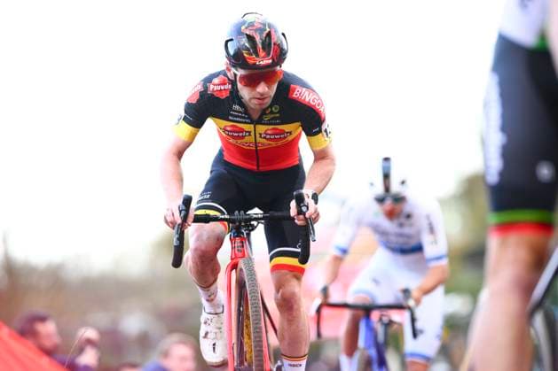 UCI Cyclocross World Cup Antwerpen 2024 ANTWERPEN, BELGIUM - NOVEMBER 24 : Iserbyt Eli (BEL) of Pauwels Sauzen - Bingoal in action during the 1st leg of the UCI Cyclocross World Cup series 2024-2025 in Antwerpen, Belgium, 24 11 2024 Antwerpen Belgium  Copyright: xGvgx