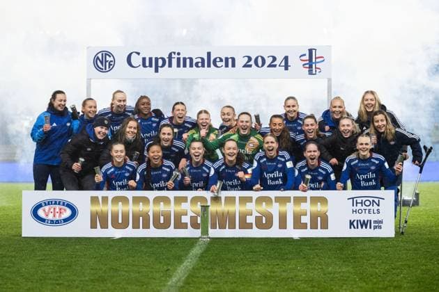 Sport Themen der Woche KW47 Sport Bilder des Tages 241124 Players of Valerenga celebrate after the women™s football cup final match between Rosenborg and Valerenga on November 24, 2024 in Oslo. Photo: Vegard Grott BILDBYRAN kod VG VG0697 bbeng football fotball fotboll tfk cupfinale finale final cupfinale kvinner dam nm norgesmesterskapet rosenborg kvinner valerenga damer valerenga vif rosenborg rbk jubel *** 241124 Players of Valerenga celebrate after the women™s football cup final match between Rosenborg and Valerenga on November 24, 2024 in Oslo Photo Vegard Grott BILDBYRAN kod VG VG0697 bbeng football fotball fotboll tfk cupfinale finale final cupfinale kvinner dam nm norgesmesterskapet rosenborg kvinner valerenga damer valerenga vif rosenborg rbk jubel  Copyright: VEGARDxGRoTT BB241124VG024