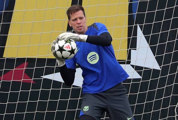 FC Barcelona, Barca Training Before Champions League Match Against Brest Wojciech Szczesny participates in FC Barcelona training at the Joan Gamper sports city, prior to the Champions League match against Stade Brestois 29, in Barcelona, Spain, on November 25, 2024. Barcelona Spain  Copyright: xUrbanandsportx originalFilename:urbanandsport-fcbarcel241125_npfdp.jpg