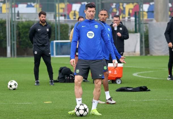 FC Barcelona, Barca Training Before Champions League Match Against Brest Robert Lewandowski trains with FC Barcelona at the Joan Gamper sports city before the Champions League match against Stade Brestois 29 in Barcelona, Spain, on November 25, 2024. Barcelona Spain  Copyright: xUrbanandsportx originalFilename:urbanandsport-fcbarcel241125_npmED.jpg