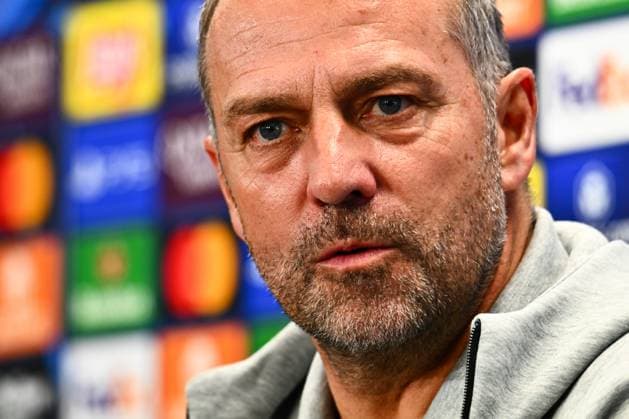 BARCELONE FC PHOTOPQR OUEST FRANCE Guillaume Saligot ; Barcelone ; 25 11 2024 ; Football - Ligue des Champions ( LDC ) - Conference de presse FC Barcelone Hansi Flick ET Inigo Martinez avant le match FCB VS. -StadeBrestois29 le 25 Novembre 2024 . Ici Hansi Flick Nov 25th 2024 FC Barcelona, Barca press conference, PK, Pressekonferenz before its champions league match Barcelone France  Copyright: xPHOTOPQR OUESTxFRANCE MAXPPPxGuillaumexSaligotx 20241125OFR9389 20241125OFR9389