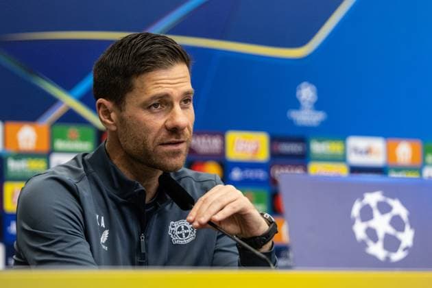 Pressekonferenz: Bayer 04 Leverkusen, 25.11.2024 Xabi Alonso (Cheftrainer, Bayer 04 Leverkusen), Pressekonferenz: Bayer 04 Leverkusen; BayArena, Leverkusen, 25.11.2024 Pressekonferenz zum UEFA Champions League Spiel gegen RB Salzburg. Copyright: xBEAUTIFULxSPORTS Buriakovx
