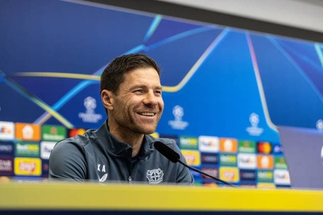 Pressekonferenz: Bayer 04 Leverkusen, 25.11.2024 Xabi Alonso (Cheftrainer, Bayer 04 Leverkusen), Pressekonferenz: Bayer 04 Leverkusen; BayArena, Leverkusen, 25.11.2024 Pressekonferenz zum UEFA Champions League Spiel gegen RB Salzburg. Copyright: xBEAUTIFULxSPORTS Buriakovx
