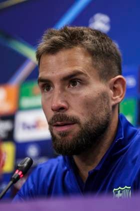 November 25, 2024, Sant Joan Despi, Barcelona, SPAIN: Inigo Martinez attends his press conference, PK, Pressekonferenz during the training day of FC Barcelona, Barca ahead the UEFA Champions League, football match against Stade Brestois 29 at Ciudad Esportiva Joan Gamper on November 25, 2024 in Sant Joan Despi, Barcelona, Spain. Sant Joan Despi SPAIN - ZUMAa181 20241125_zaa_a181_037 Copyright: xJavierxBorregox