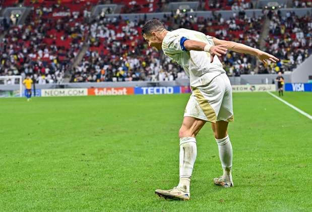 AFC CHAMPIONS LEAGUE ELITE, AL GHARAFA SC (QTR) v AL NASSR FC (KSA) Cristiano Ronaldo of Al Nassr FC celebrates after scoring a goal during the AFC Champions League elite west football match between Qatar s Al Gharafa SC and Saudi Arabia s Al Nassr FC at Al-Bayt Stadium in Al Khor, Qatar, on November 25, 2024 DOHA Qatar Copyright: xNAUSHADx