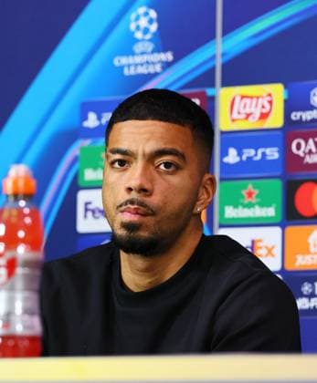 RB Leipzig - Pressekonferenz Champions League Mailand, 25.11.2024, Giuseppe-Meazza-Stadion, Fussball, Champions League, Matchday-1, RB Leipzig vs. Inter Mailand am 26 11 2024 , RB Leipzig Pressekonferenz , Im Bild: Benjamin Henrichs (39, RB Leipzig) ,