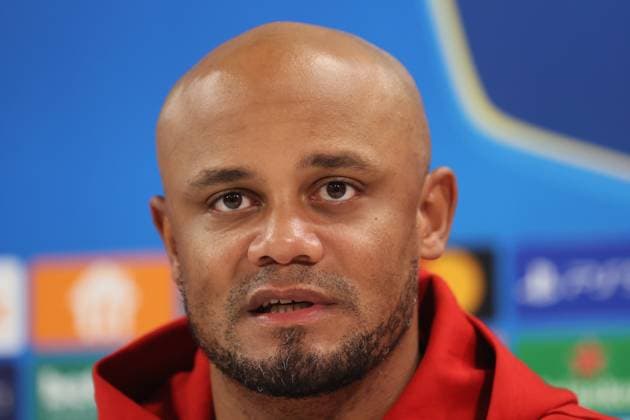 München, Deutschland, 25. November 2024: Fussball, Herren, Saison 2024 2025, FC Bayern München, Säbener Strasse, Trainingsgelände, Internationale Pressekonferenz, Champions League Vincent Kompany, Trainer (FC Bayern München) Kopf, Portrait bei der Pressekonferenz