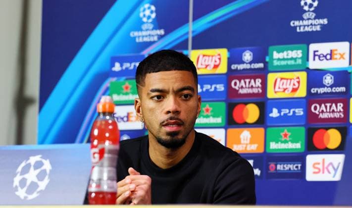 RB Leipzig - Pressekonferenz Champions League Mailand, 25.11.2024, Giuseppe-Meazza-Stadion, Fussball, Champions League, Matchday-1, RB Leipzig vs. Inter Mailand am 26 11 2024 , RB Leipzig Pressekonferenz , Im Bild: Benjamin Henrichs (39, RB Leipzig) ,