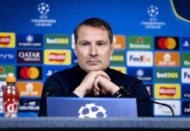 MANCHESTER - Coach Brian Priske of Feyenoord Rotterdam speaks to the press ahead of the UEFA Champions League match against Manchester City at the Etihad Stadium on Nov. 25 in Manchester, United Kingdom. ANP KOEN VAN WEEL xVIxANPxSportx xxANPxIVx 514278484 originalFilename: 514278484.jpg