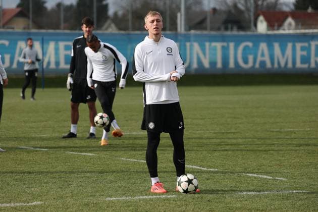 SOCCER - UEFA CL, Sturm vs Girona GRAZ,AUSTRIA,26.NOV.24 - SOCCER - UEFA Champions League, SK Sturm Graz vs Girona FC, preview, training Sturm. Image shows Mika Biereth (Sturm).  GEPAxpictures xChrisxBauer