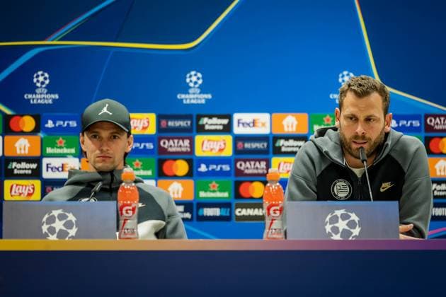 SOCCER - UEFA CL, Sturm vs Girona KLAGENFURT,AUSTRIA,26.NOV.24 - SOCCER - UEFA Champions League, SK Sturm Graz vs Girona FC, preview, press conference, PK, Pressekonferenz Sturm. Image shows Stefan Hierlaender and head coach Juergen Saeumel (Sturm).  GEPAxpictures xMatthiasxTrinkl