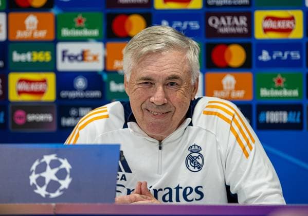 Football - UEFA Champions League - League Phase - Liverpool FC v Real Madrid CF - MD-1 LIVERPOOL, ENGLAND - Tuesday, November 26, 2024: Real Madrid s head coach Carlo Ancelotti during a press conference, PK, Pressekonferenz at Anfield ahead of the UEFA Champions League game between Liverpool FC and Real Madrid CF. (Photo by David Rawcliffe Propaganda) LIVERPOOL Anfield MERSEYSIDE ENGLAND  Copyright: xDavidxRawcliffex P2024-11-26-Liverpool_Madrid_MD-1-124