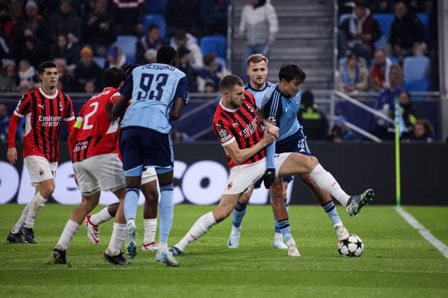 BRATYSLAWA 26.11.2024 LIGA MISTRZOW FAZA GRUPOWA SEZON 2024 2025 SLOVAN BRATYSLAWA - AC MILAN, BRATISLAVA CHAMPIONS LEAGUE LEAGUE PHASE SEASON 24 25 MATCH: SLOVAN BRATISLAVA - AC MILAN NZ DAVID STRELEC FOT. JACEK STANISLAWEK 400mm.pl NEWSPIX.PL --- newspix.pl 