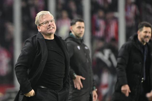 Coach of Sparta Lars Friis reacts during the football Champions League 5th round match Sparta Praha vs Atletico Madrid in Prague, Czech Republic, November 26, 2024. (CTKxPhoto RomanxVondrous) CTKPhotoP2024112607654  CTKPhotoP2024112607654