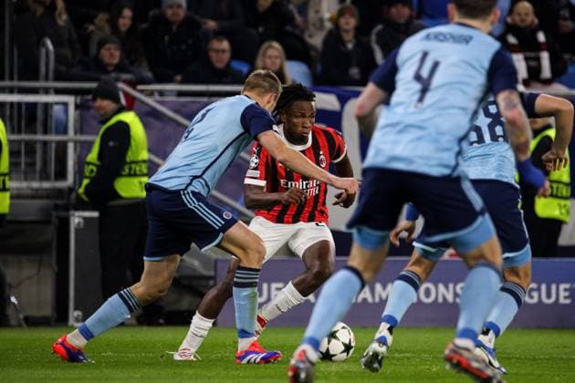 BRATYSLAWA 26.11.2024 LIGA MISTRZOW FAZA GRUPOWA SEZON 2024 2025 SLOVAN BRATYSLAWA - AC MILAN, BRATISLAVA CHAMPIONS LEAGUE LEAGUE PHASE SEASON 24 25 MATCH: SLOVAN BRATISLAVA - AC MILAN NZ SAMUEL CHUKWUEZE FOT. JACEK STANISLAWEK 400mm.pl NEWSPIX.PL --- newspix.pl 