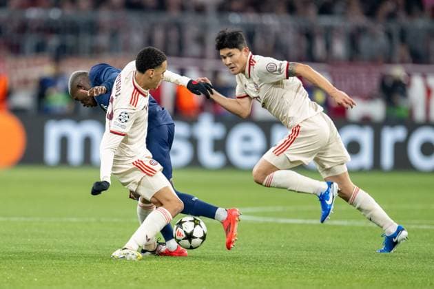 Jamal Musiala 42 (FC Bayern Muenchen), Nuno Mendes 25 (Paris Saint-Germain), Minjae Kim 3 (FC Bayern Muenchen), FC Bayern Muenchen vs. Paris Saint-Germain, Fussball, UEFA Champions League, 5. Spieltag, 26.11.2024 DFB regulations prohibit any use of photographs as image sequences and or quasi-video Muenchen Bayern Deutschland