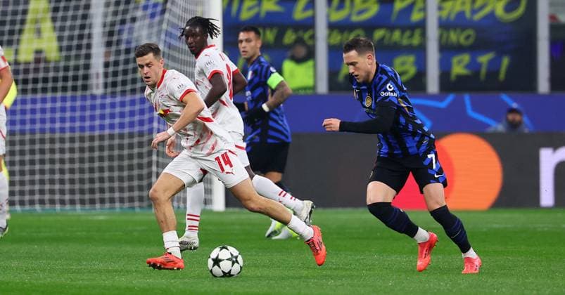 Inter Mailand - RB Leipzig Champions League Leipzig, 26.11.2024, Giuseppe-Meazza-Stadion, Fussball, UEFA Champions League, Spieltag 5 , RB Leipzig vs. FC Inter Mailand , Im Bild v.l.: Christoph Baumgartner (14, RB Leipzig), Piotr Zielinski (7, Inter Mailand). ,