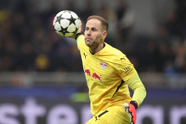 Milan, Italy, 26th November 2024. Peter Gulacsi of RB Leipzig during the UEFA Champions League match at Stadio Giuseppe Meazza, Milan. Picture credit should read: Jonathan Moscrop Sportimage EDITORIAL USE ONLY. No use with unauthorised audio, video, data, fixture lists, club league logos or live services. Online in-match use limited to 120 images, no video emulation. No use in betting, games or single club league player publications. SPI-3475-0006